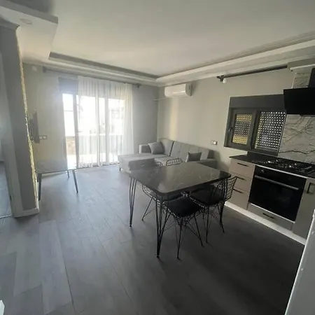 公寓 A Flat With Two Close The Lara Beaches D10 Altinkum (Antalya)